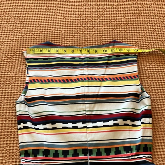✨Kate Spade ♠️ sleevless Saturday dress in gorgeous hz Aztec striped pattern. - Picture 14 of 16